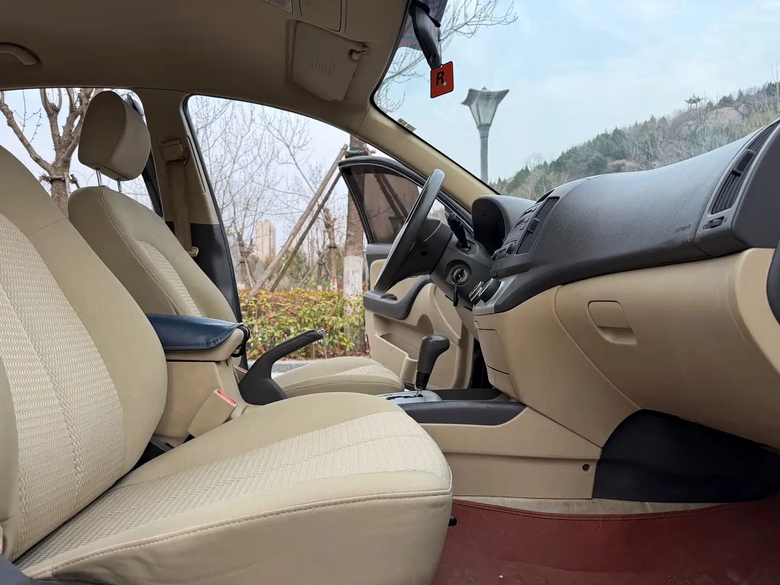 صورة 9 - Hyundai Elantra