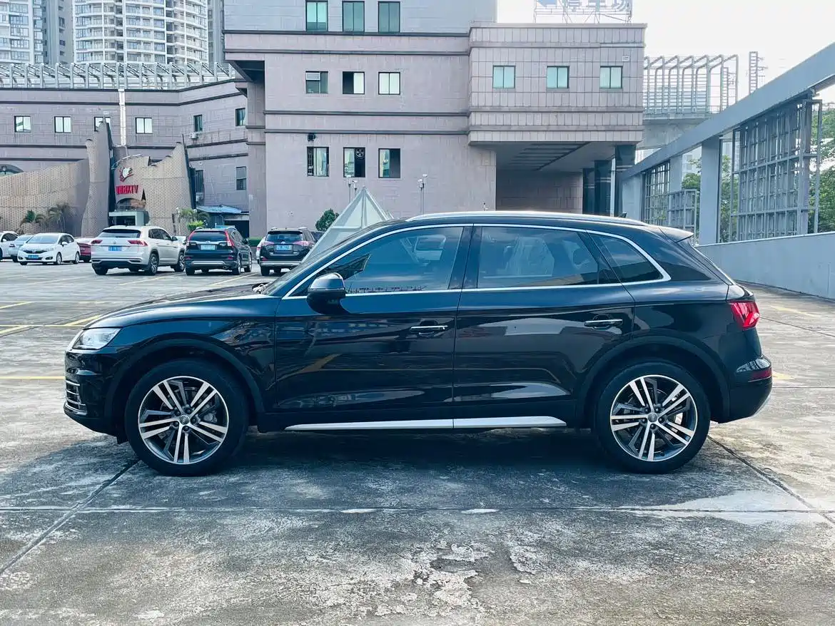 Audi Q5L 2020 45 TFSI Premium Elegance фото 29