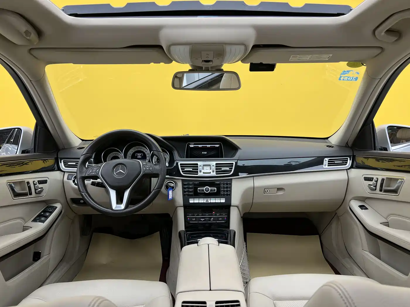 Mercedes-Benz E-Class 2014 E 260 L Sport фото 13