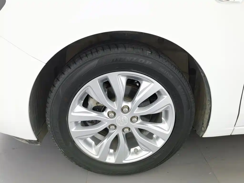 Photo 17 - Buick Excelle