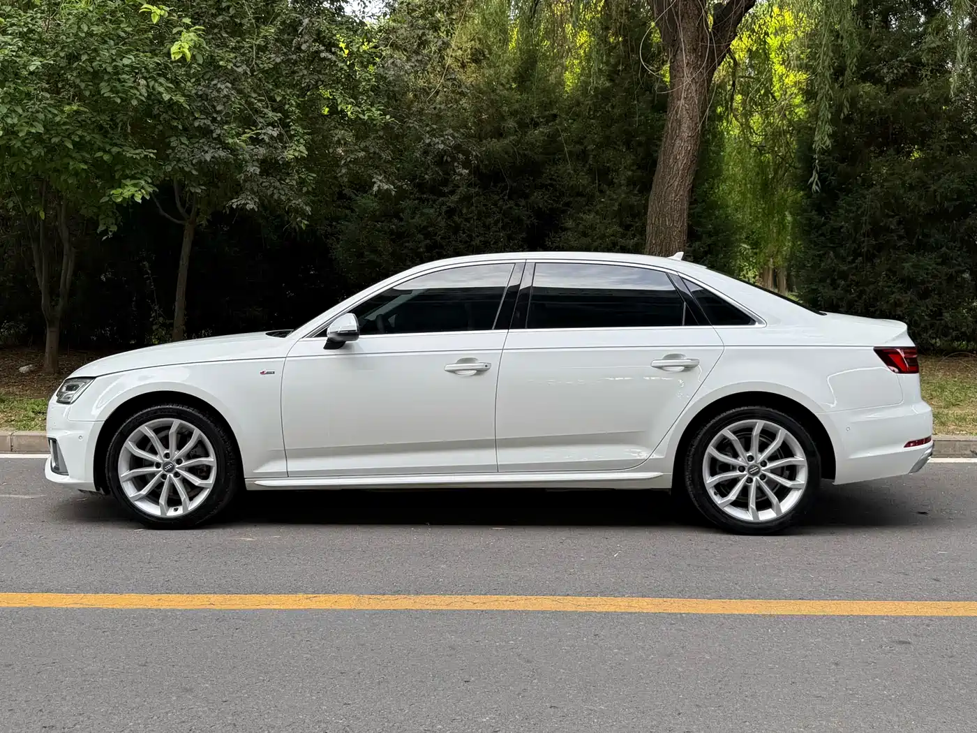 Audi A4L 2019 40 TFSI Fashion (China VI) фото 3