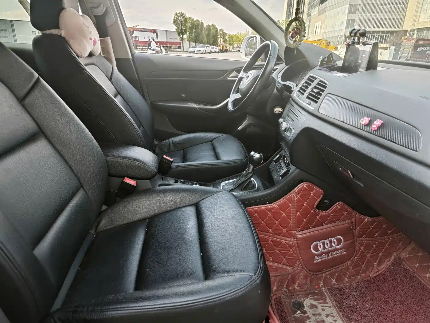 Фото 4 - Audi Q3