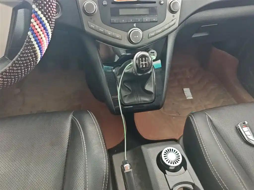 BYD S6 2014 Model 2.0L Manual Elite 5-Seater фото 14