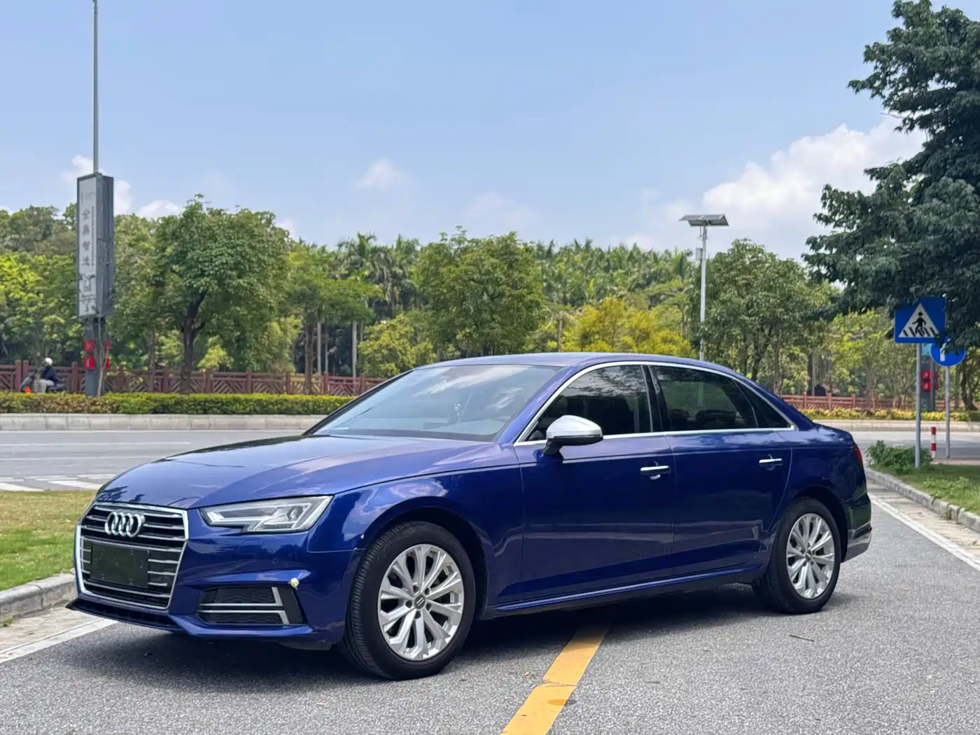 Audi A4L 2019 40 TFSI Progressive (China VI)