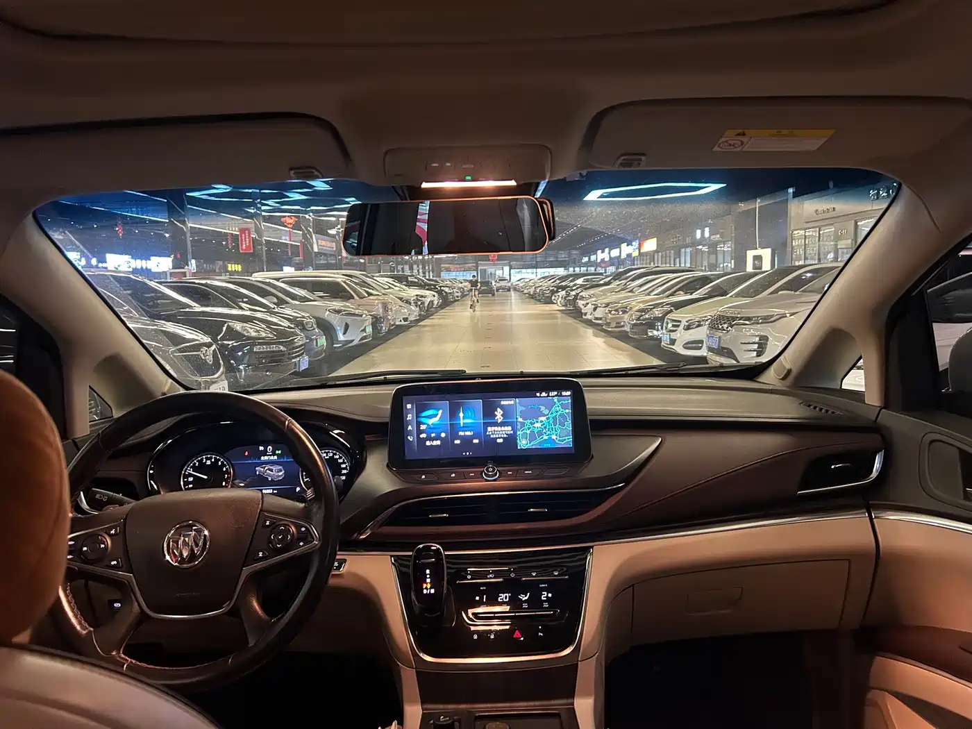 Buick GL8 2021 Land Business Class 652T Luxury фото 6