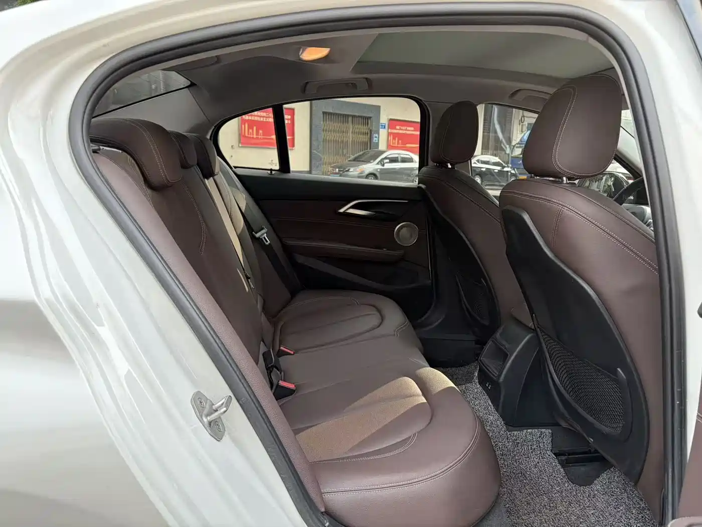 BMW 1 Series 2021 120i M Sport фото 11