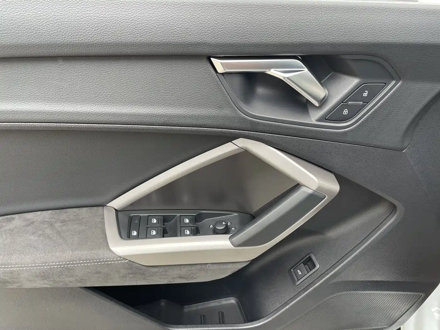 Audi Q3 2020 35 TFSI Fashion Dynamic фото 16
