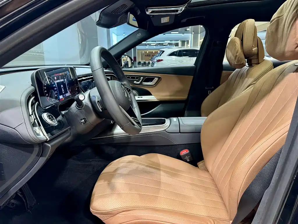 Mercedes-Benz E-Class 2024 Model E 300 L Luxury фото 19
