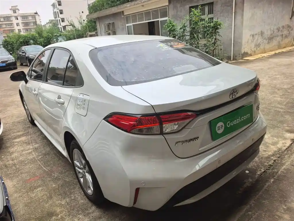 Toyota Levin 2021 185T CVT Luxury Edition фото 5