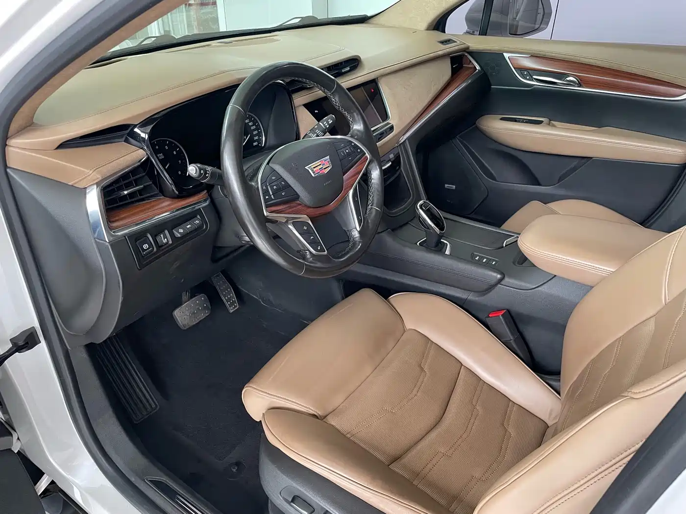 Cadillac XT5 2018 28E 4WD Platinum Edition фото 12
