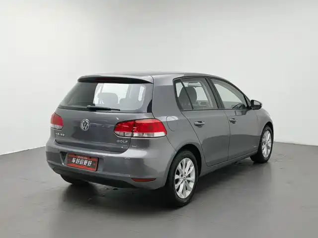 Volkswagen Golf 2012 1.6 Manual Comfort Type — фото 2