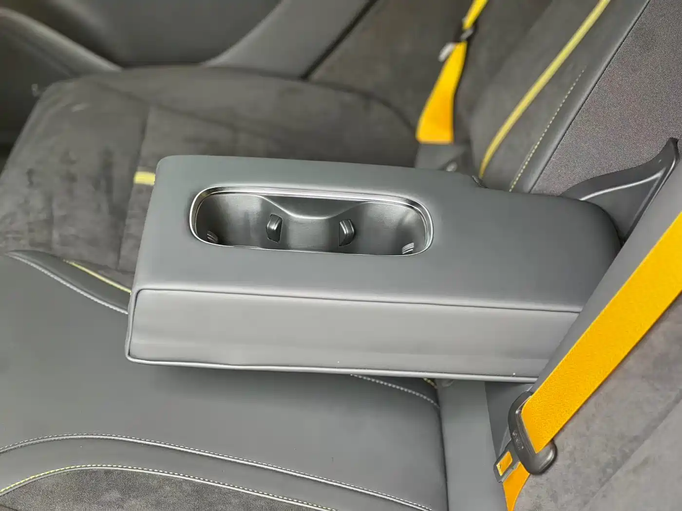 Xiaomi Auto Xiaomi SU7 Ultra 2025 Model Ultra фото 23