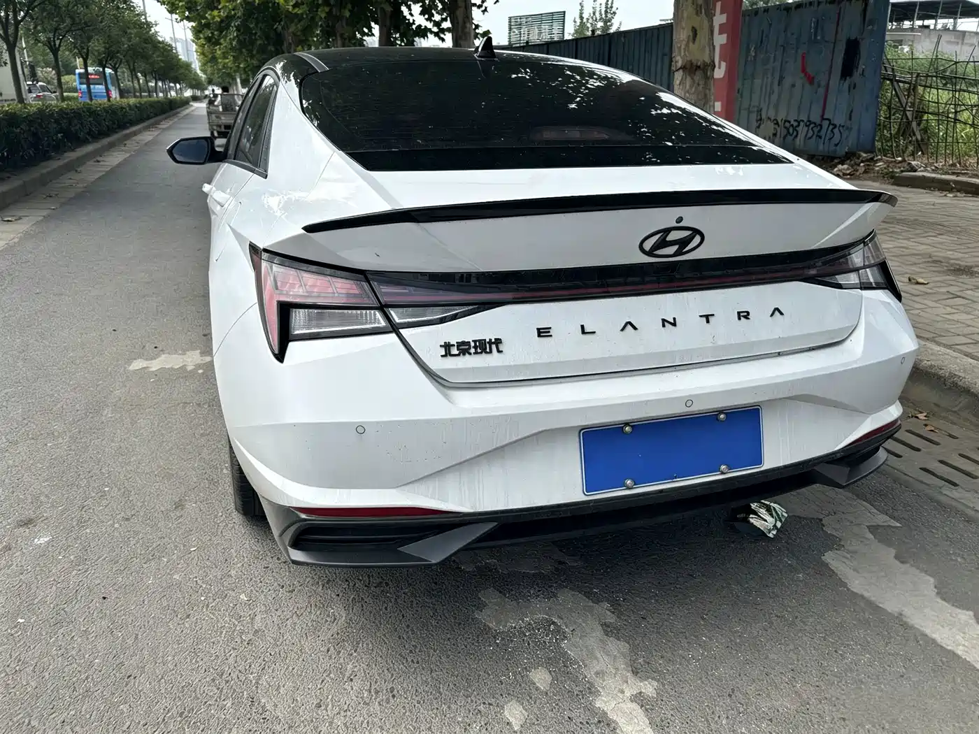 Фото 4 - Hyundai Elantra