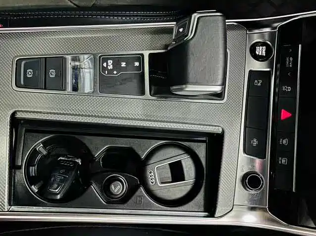 Audi A6L 2021 45 TFSI quattro Exclusive Sport фото 12
