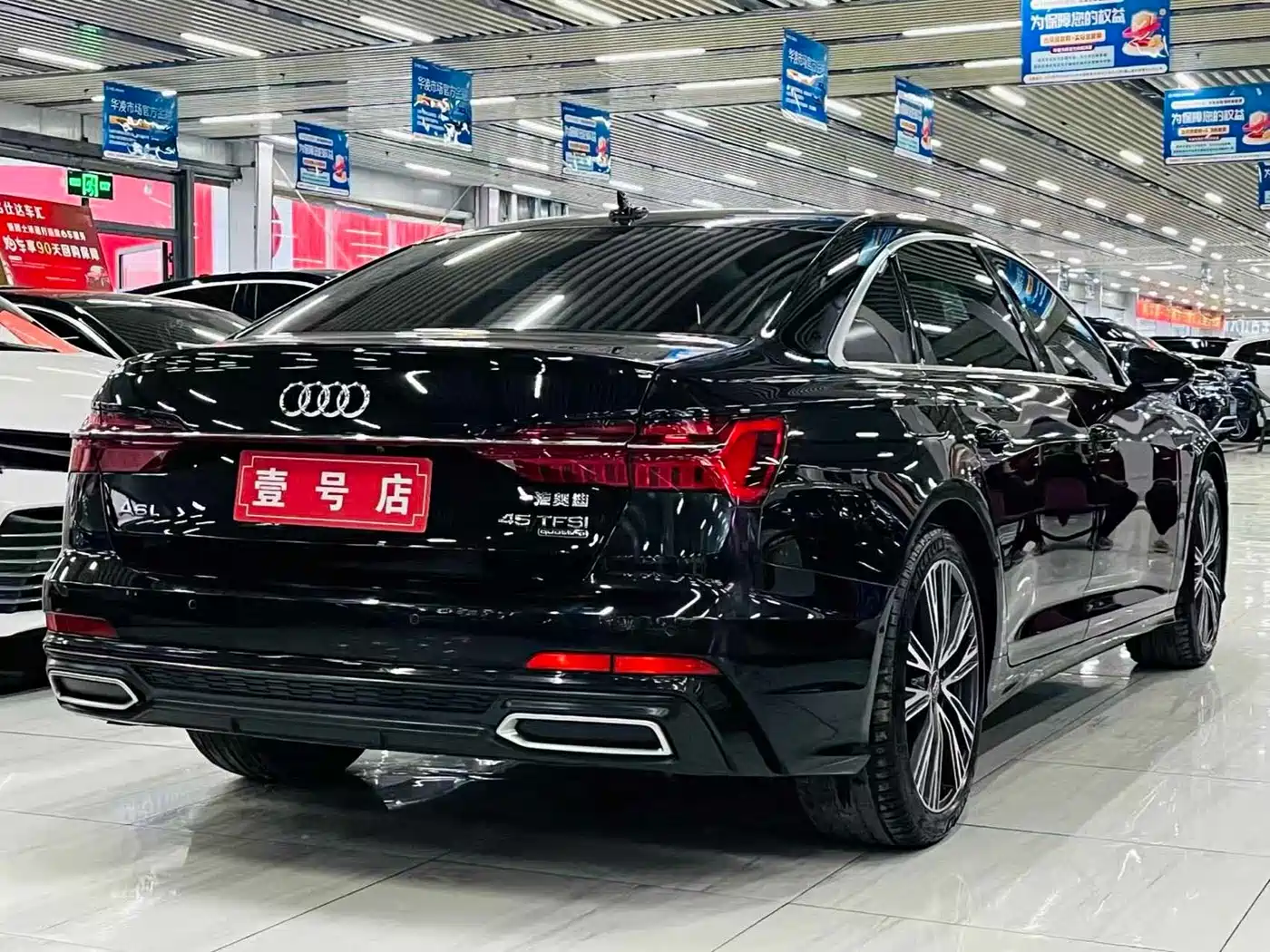 Audi A6L 2021 45 TFSI quattro Exclusive Sport фото 4