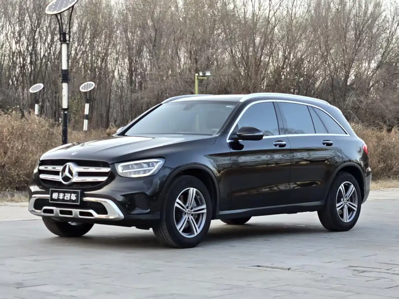 MERCEDES-BENZ GLC