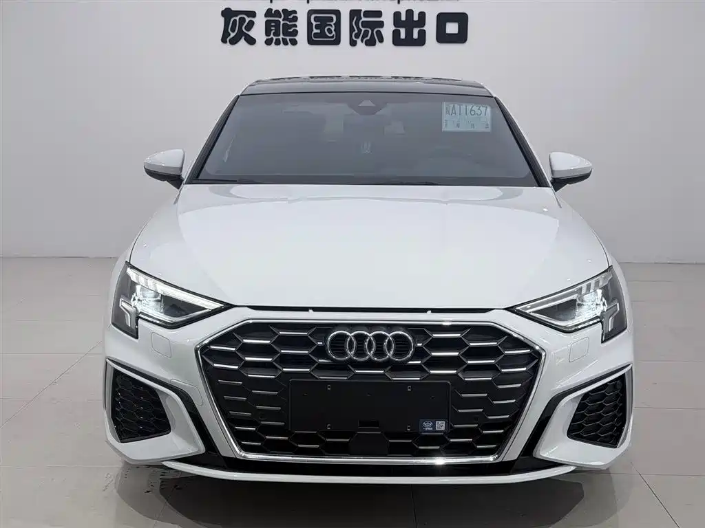 Audi A3 2022 A3L Limousine 35 TFSI Style Sport фото 2