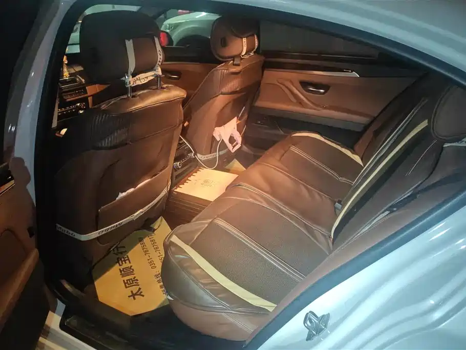 BMW 5 Series 2017 528Li Leading Edition фото 11
