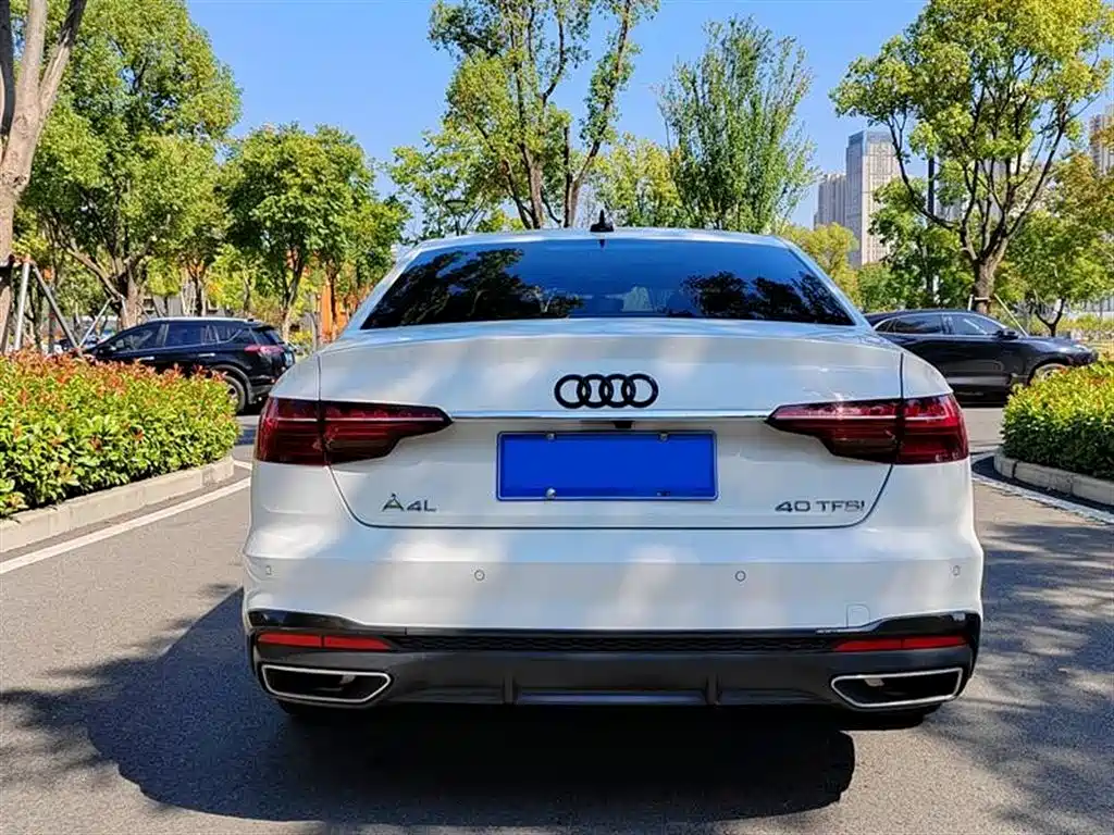 Audi A4L 2020 40 TFSI Fashion Dynamic Edition фото 13