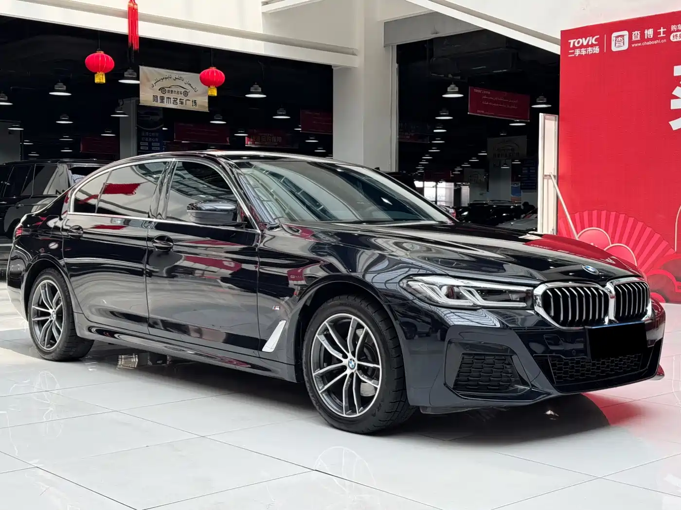 BMW 5 Series 2022 Model Second Facelift 525Li M Sport Package фото 3