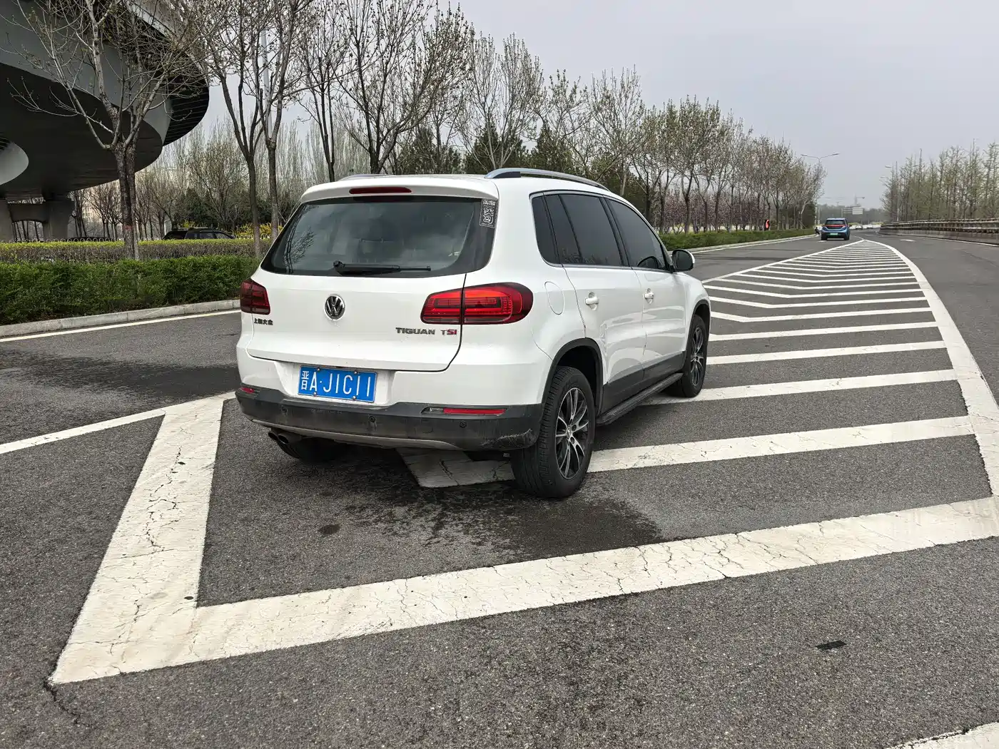 Volkswagen Tiguan 2015 1.8TSI Automatic 2WD Highline фото 12