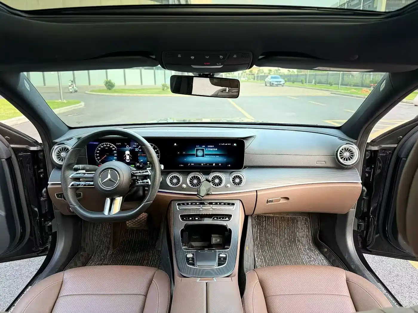 Mercedes-Benz E-Class New Energy 2022 Facelift II E 350 e L Plug-in Hybrid Sports Sedan фото 6