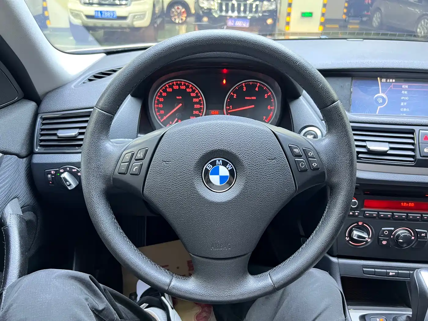 BMW X1 2013 sDrive18i Fashion фото 5