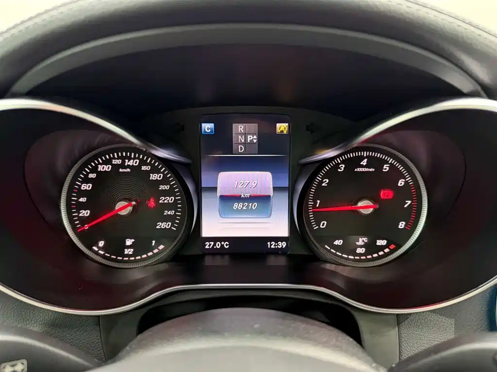 Mercedes-Benz GLC 2019 GLC 260 L 4MATIC Dynamic фото 22