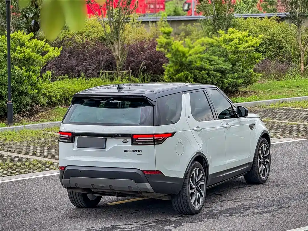 Land Rover Discovery 2018 3.0 SC V6 SE фото 7