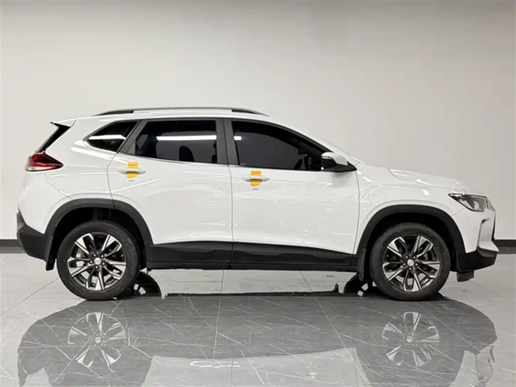 Chevrolet Trax 2021 325T Auto Fun Edition China VI фото 7