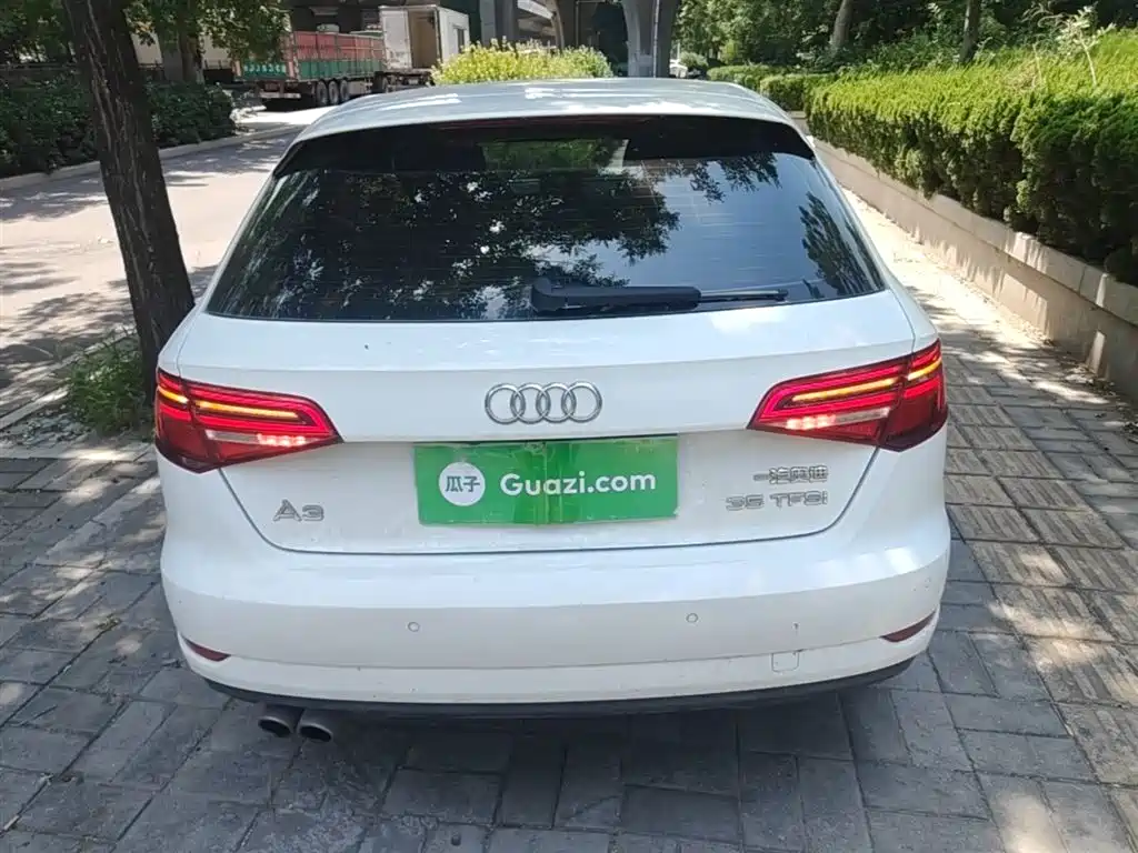 Audi A3 2017 Sportback 35 TFSI Progressive фото 6