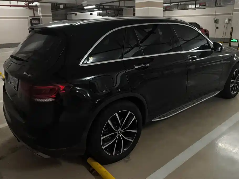 Mercedes-Benz GLC 2022 Model GLC 260 L 4MATIC Luxury Edition фото 3