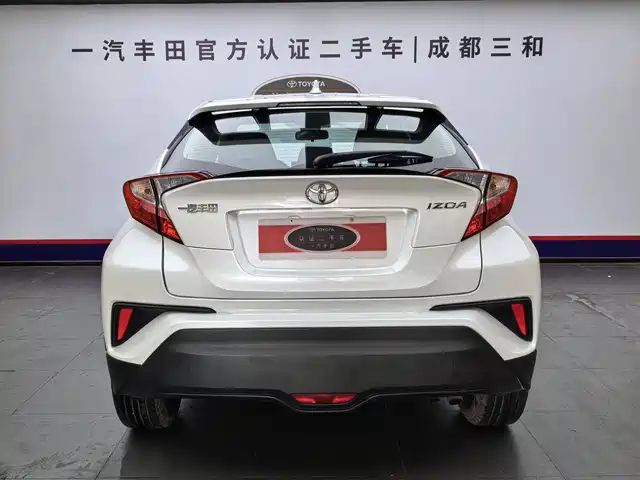 Toyota IZOA 2023 2.0L Yi-Xing Edition — фото 4