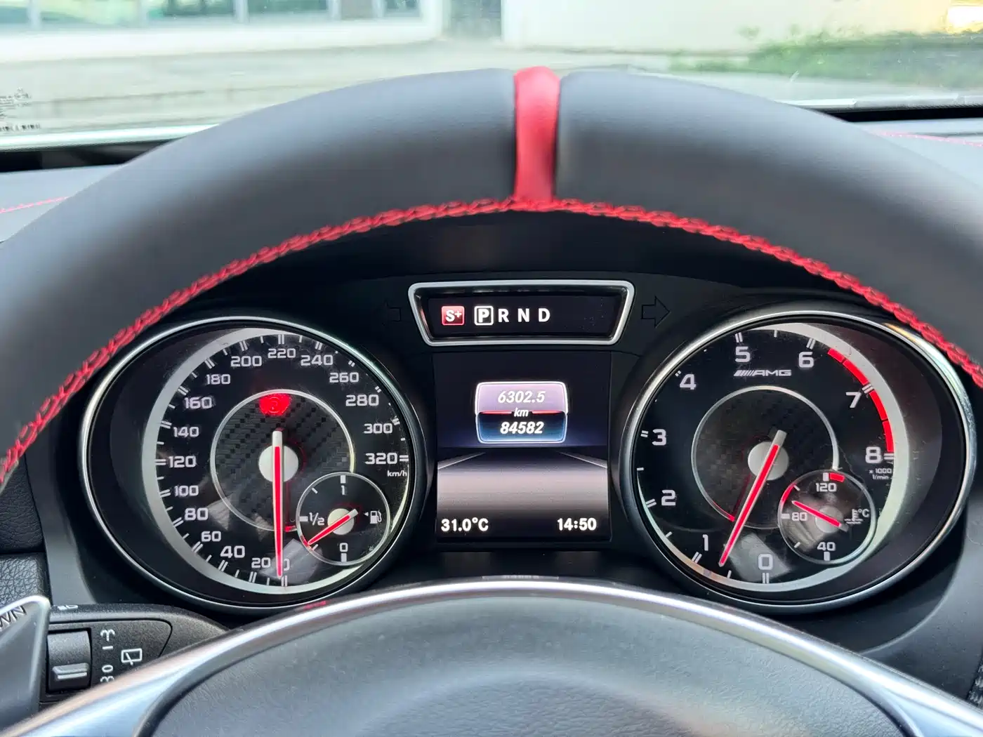 Mercedes-Benz GLA AMG 2016 AMG GLA 45 4MATIC фото 14