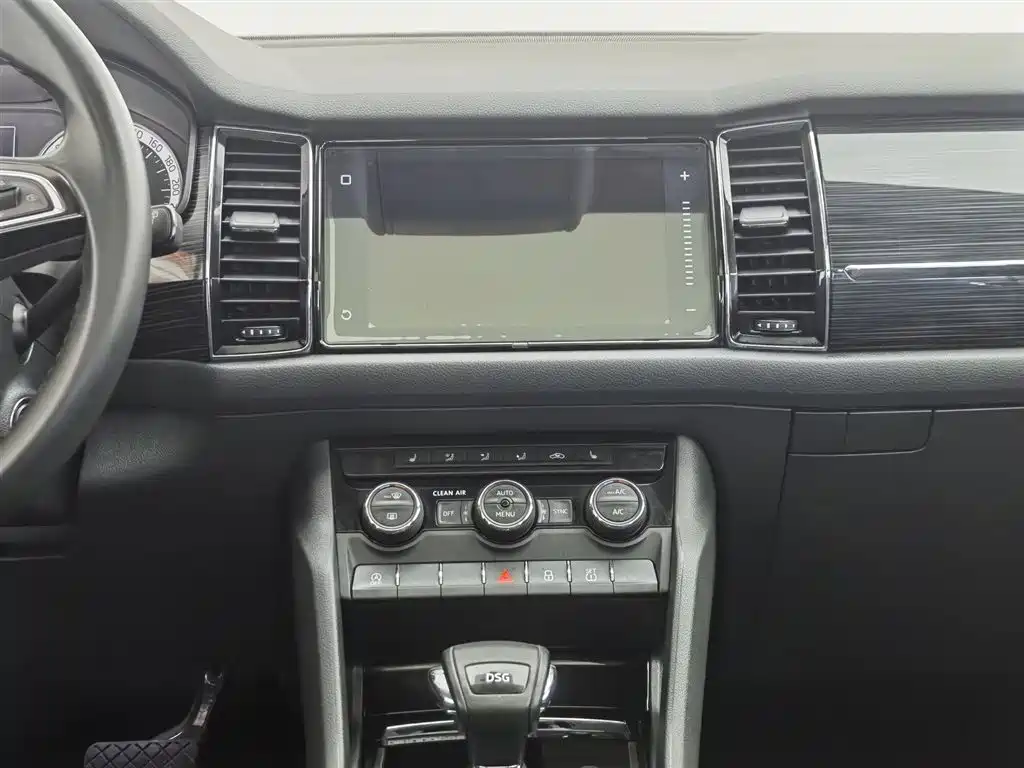 Škoda Kodiaq 2018 Facelift TSI330 5-seat 2WD Premium Luxury Edition фото 12
