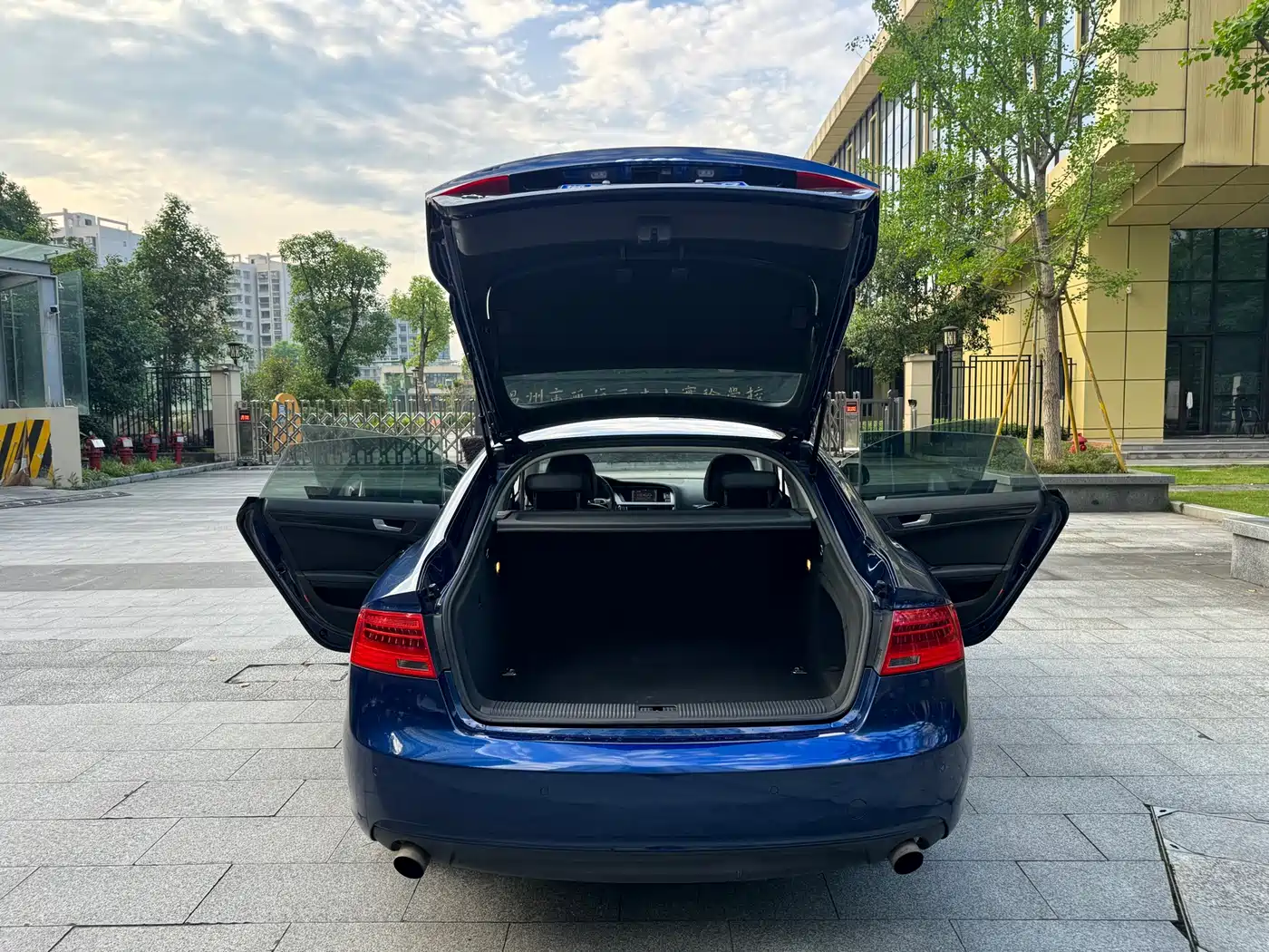 Audi A5 (Import) 2012 2.0TFSI Sportback фото 13