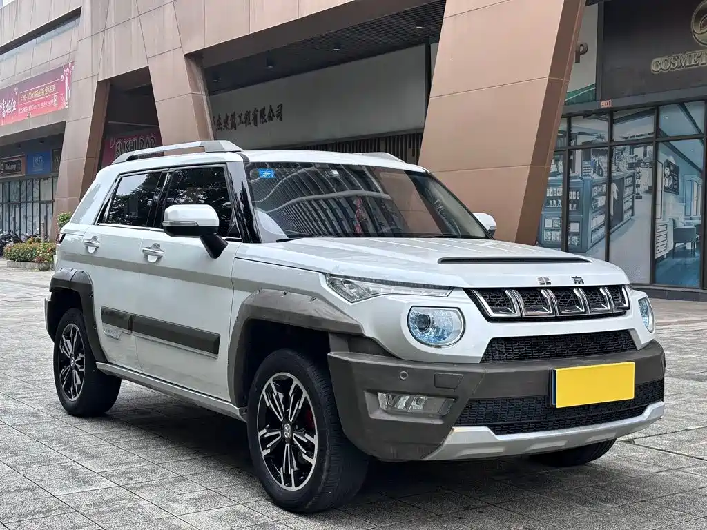 BAIC ORV Beijing Offroad BJ20 2017 2016 1.5T CVT Luxury