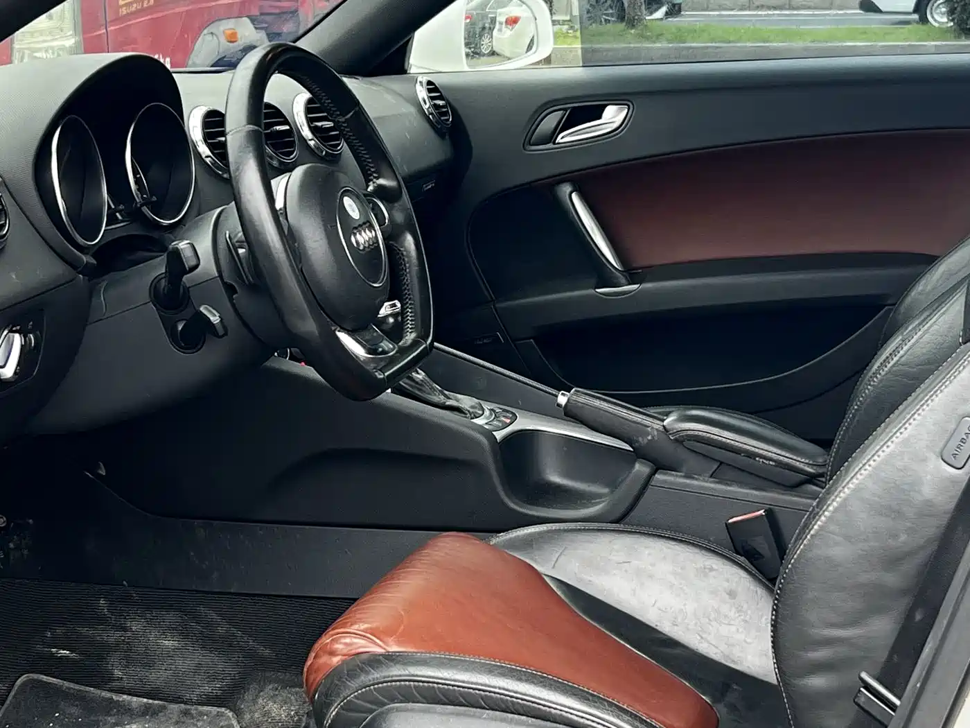 Фото 5 - Audi TT