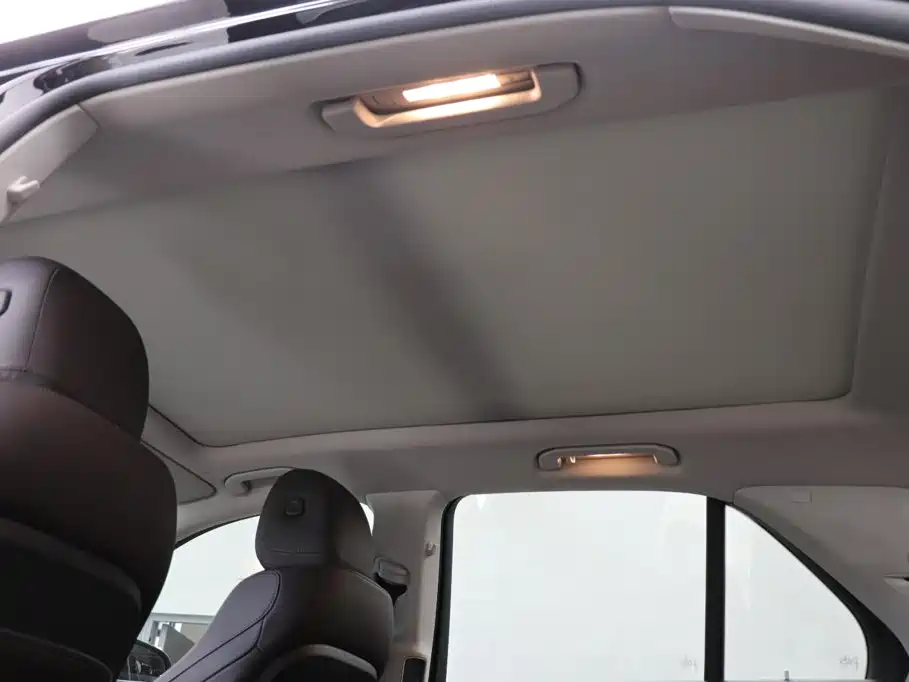 Mercedes-Benz GLE, миниатюра 23