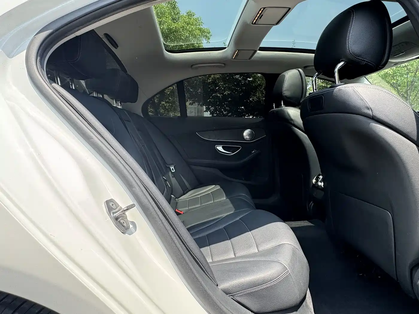 Mercedes-Benz C-Class 2016 C 200 L Sport фото 11