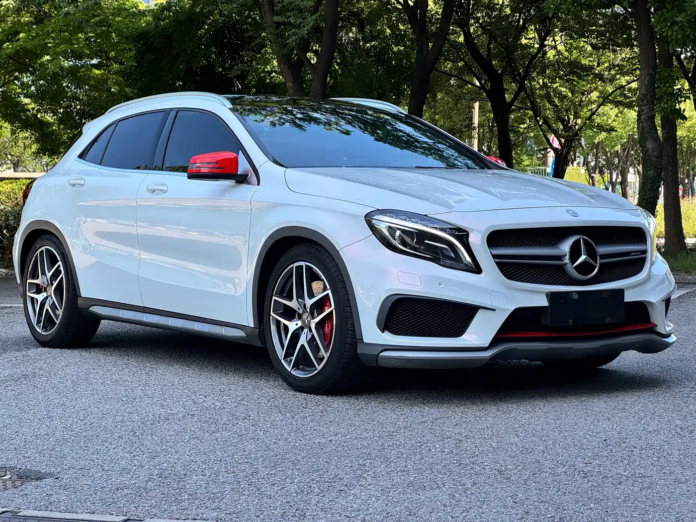 Mercedes-Benz GLA AMG 2016 AMG GLA 45 4MATIC фото 3