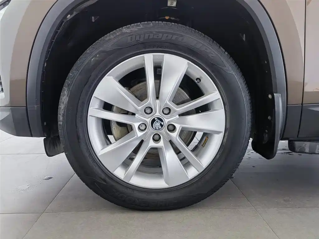 Škoda Kodiaq 2018 Facelift TSI330 5-seat 2WD Premium Luxury Edition фото 17