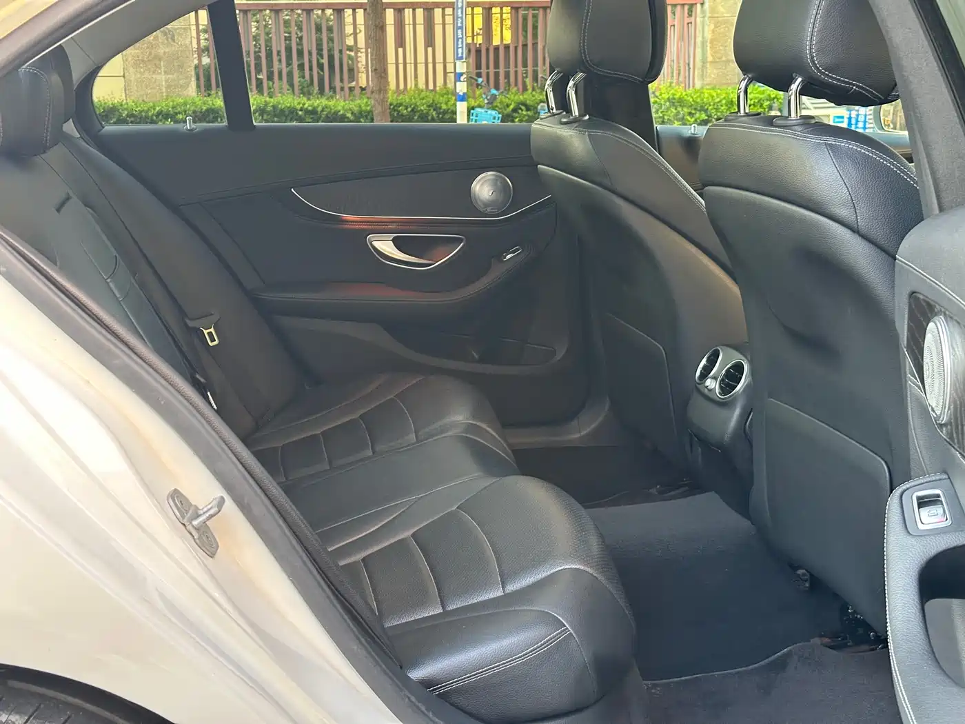 Mercedes-Benz C-Class 2015 Facelift C 200 L Sport фото 8