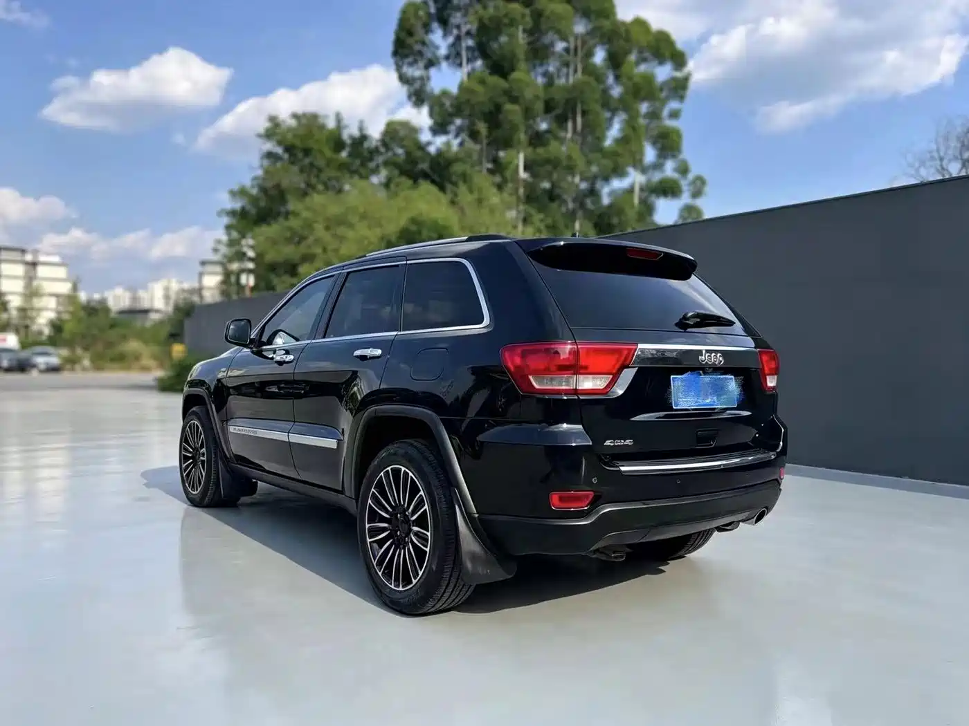 Фото 6 - Jeep Grand Cherokee (Import)