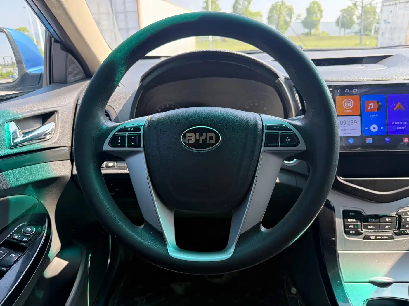 BYD e5 2018 450 Connected Enjoyment фото 10