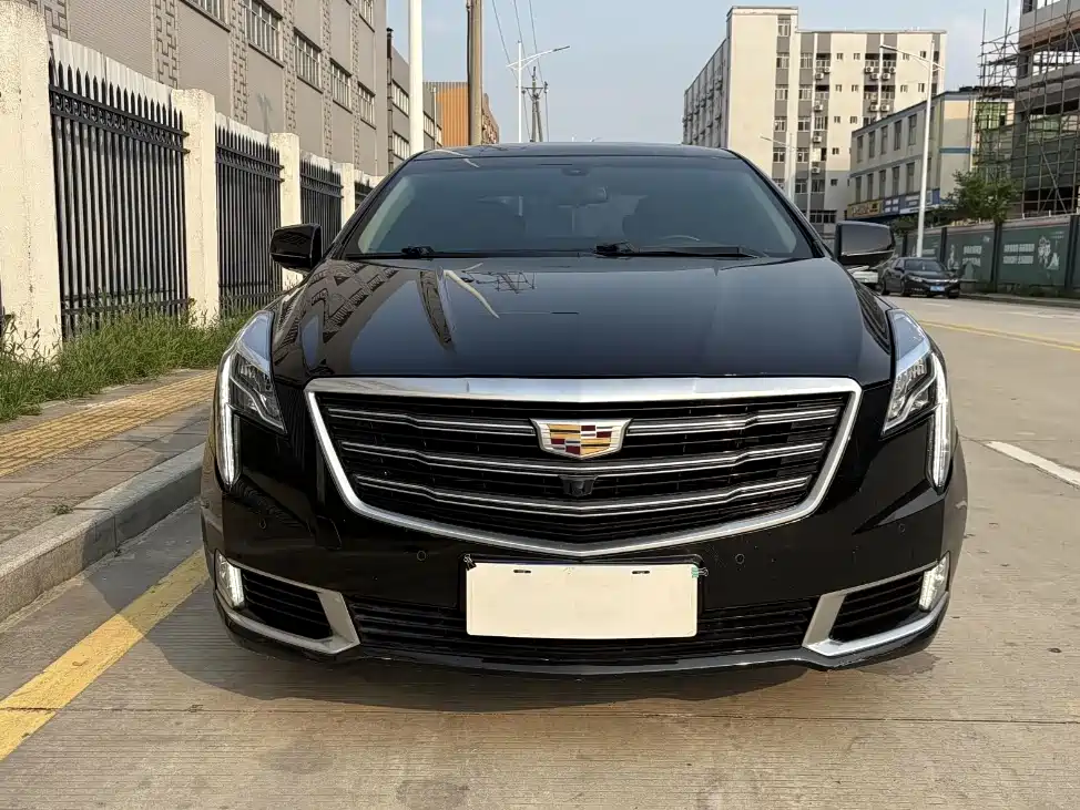 Cadillac XTS 2018 28T Elite фото 2