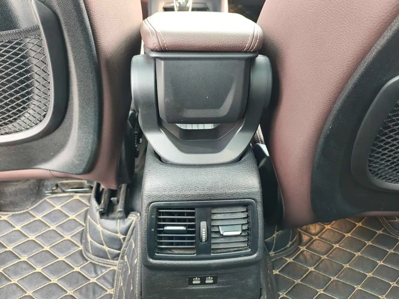 BMW X1 2022 sDrive25Li Leading фото 10
