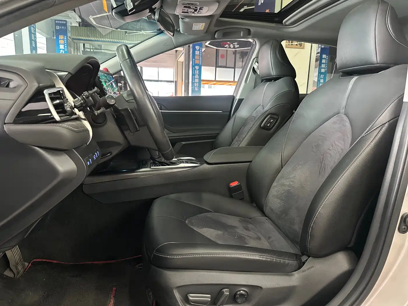 Toyota Camry 2021 2.0S Sporty Edition фото 9