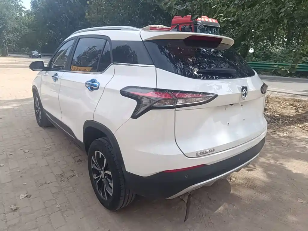 Baojun 510 2019 2019 1.5L CVT Superior Edition China VI