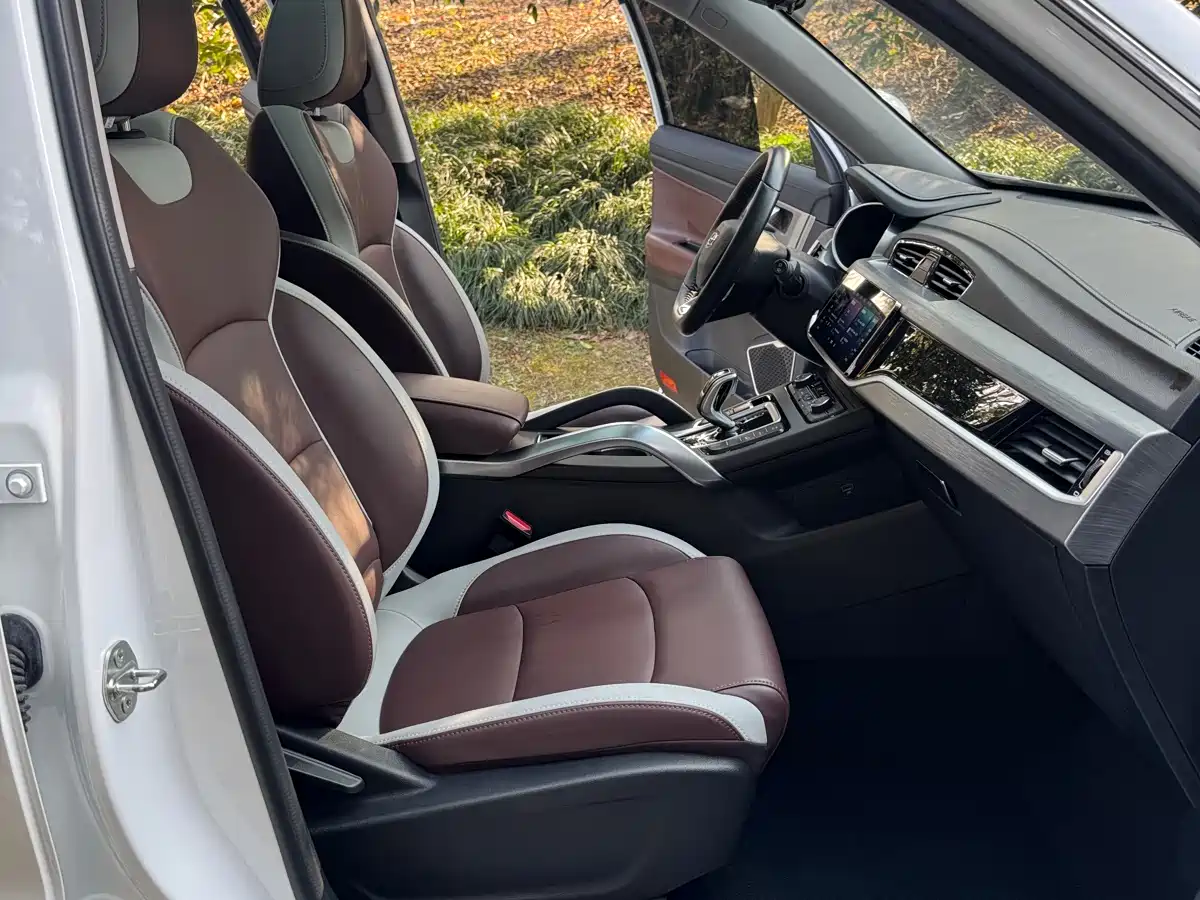 GEELY AUTOMOBILE BOYUE